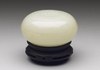 图片[2]-Jade round box, Qing dynasty (1644-1911)-China Archive